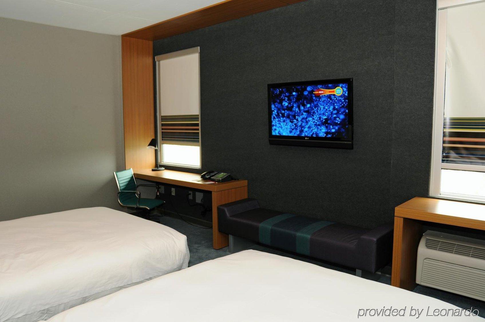 Aloft Montreal Airport Hotel Dorval Eksteriør billede